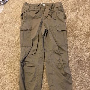 green/brown h&m cargo pants